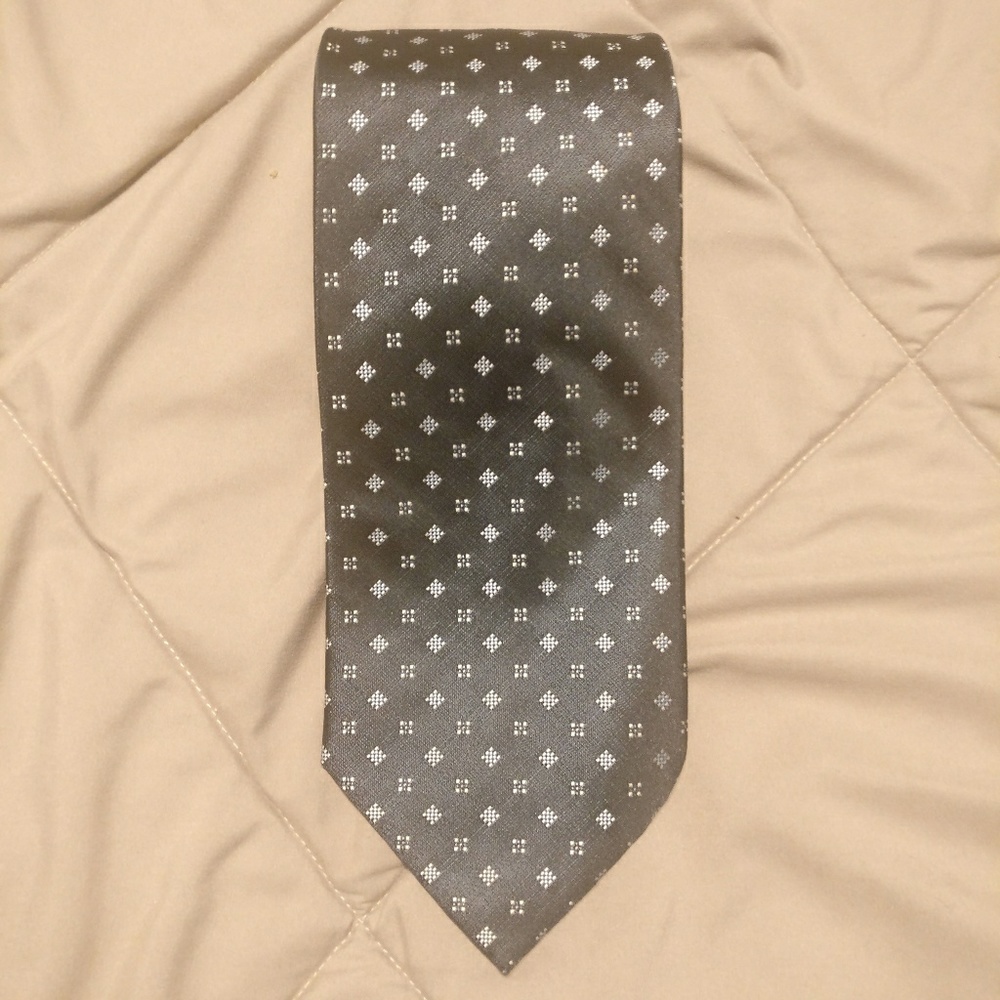 Van Heusen Black Tie